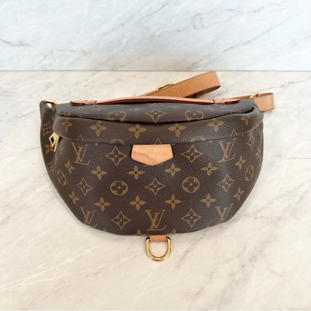 (SOLD) Louis Vuitton Bumbag Monogram